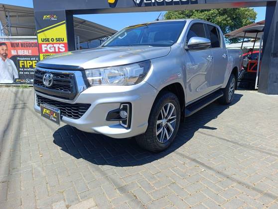 TOYOTA HILUX 2.7 SRV 4X2 CD 16V FLEX 4P AUTOMÁTICO
